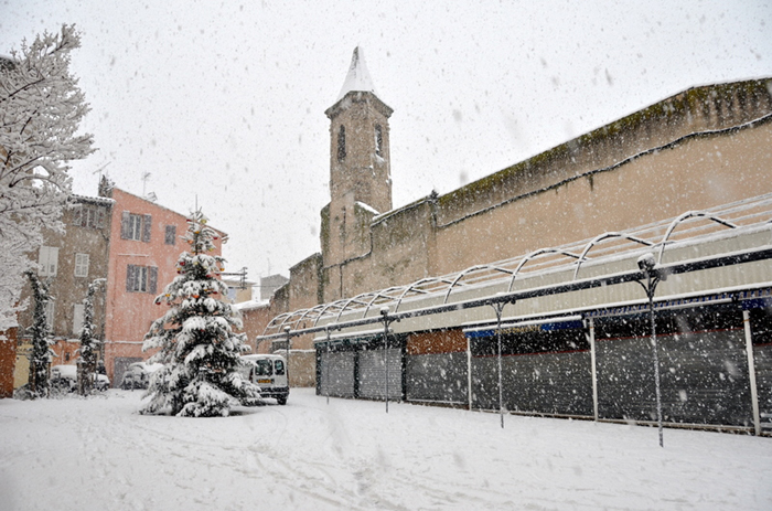 Aubagne neige 7 1 2009 (16)10h36 Place De l'Observance