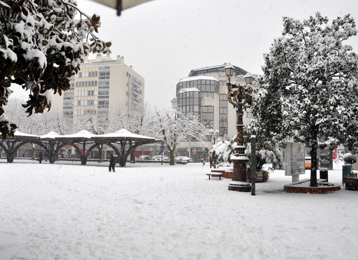 Aubagne neige 7 1 2009 (34)10h59 cours Foch