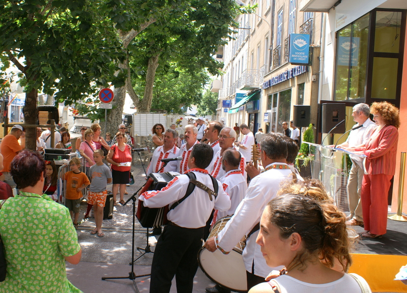 Aubagne-OTI-groupe-Bulgare (08)
